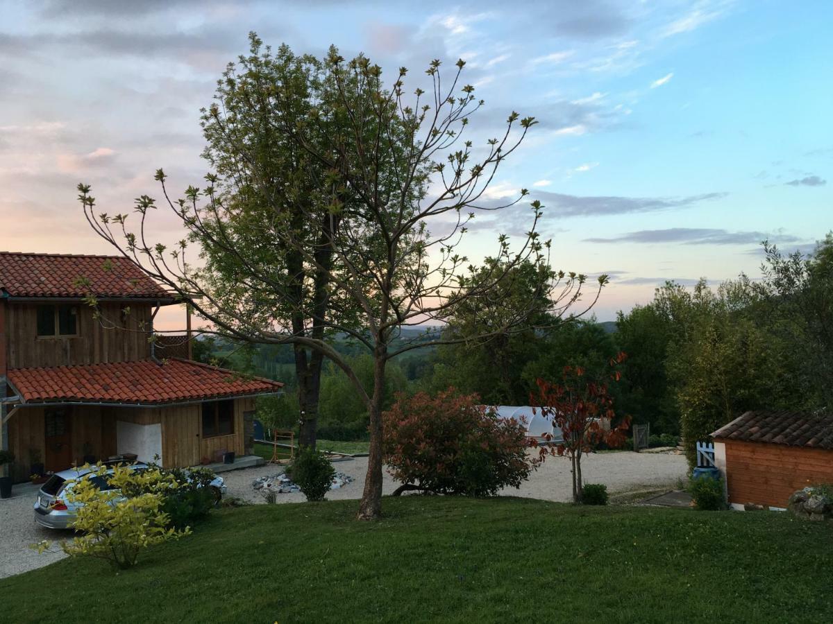 Gite Colombe Des Bois Estadens Exterior foto
